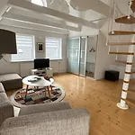 Cozy Villa Apartment